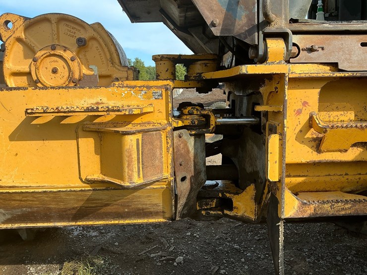 deere-640g-image-36