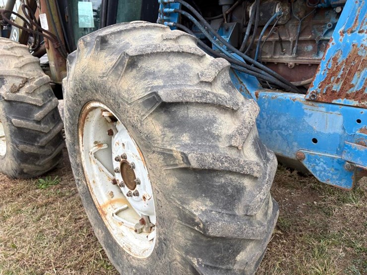 ford-tractor-image-9