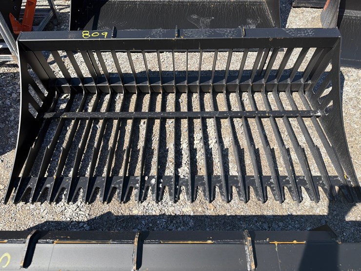 #809-•-72”-skid-steer-rock-bucket-image-1