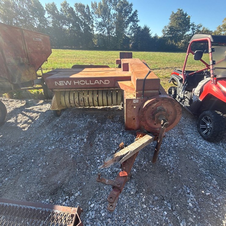 NEW HOLLAND 310