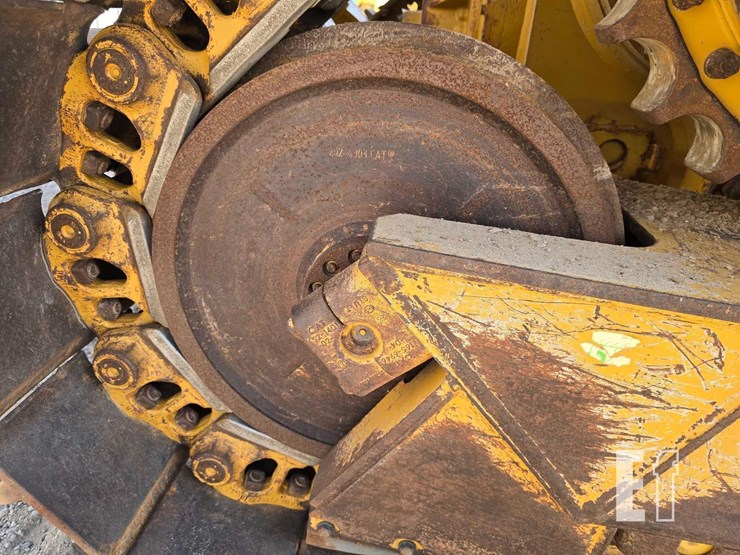 2019-caterpillar-d6t-xl-image-37