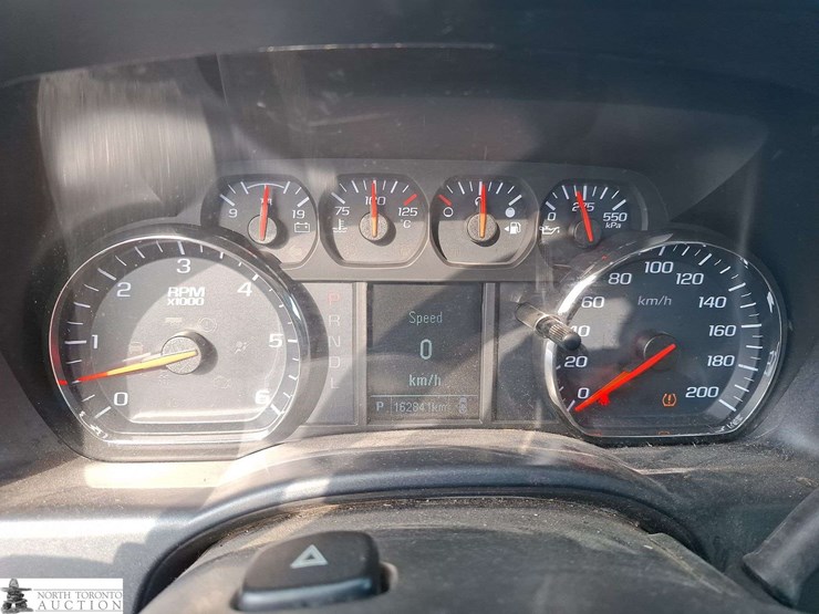 2018-chevrolet-silverado-1500-image-11