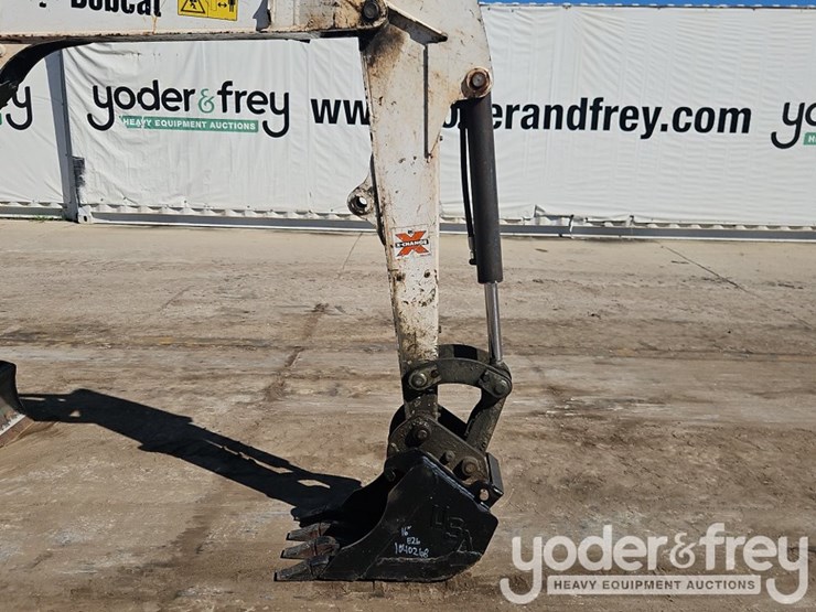 2019-bobcat-e35-image-16