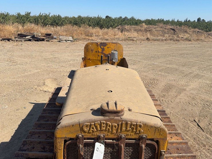 caterpillar-10-image-10