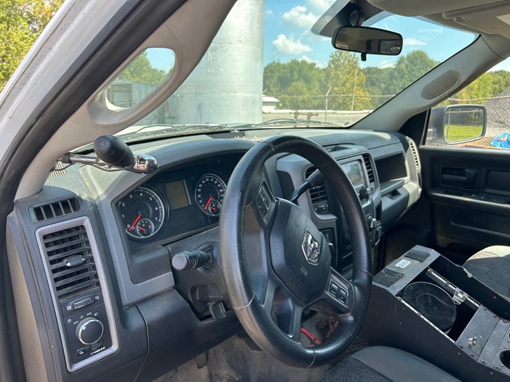 2014-dodge-1500-image-62
