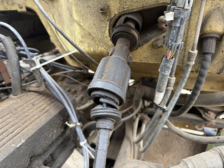 #10597-•-*inop-1998-gmc-c7500-daycab-s/a-grabage-truck-1gdl7h1p7wj519418-inv#10597-image-45