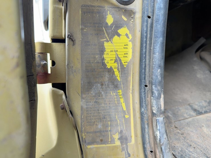 1990-ford-l9000-image-34