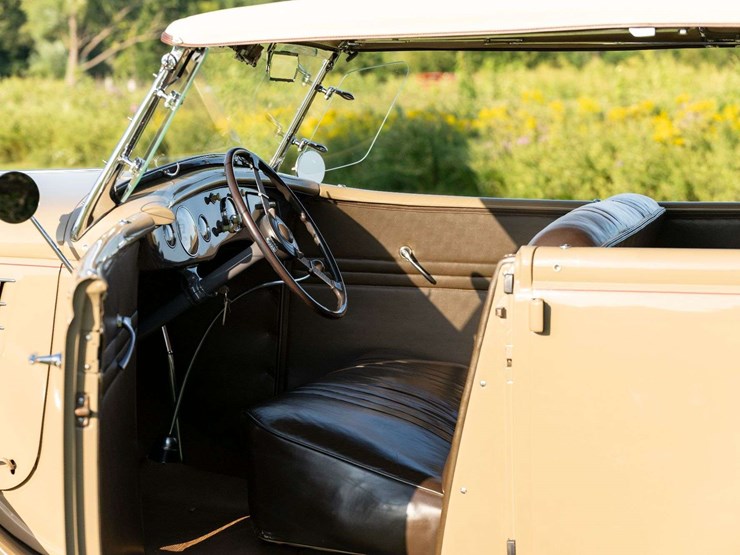 1935-ford-deluxe-phaeton-image-32