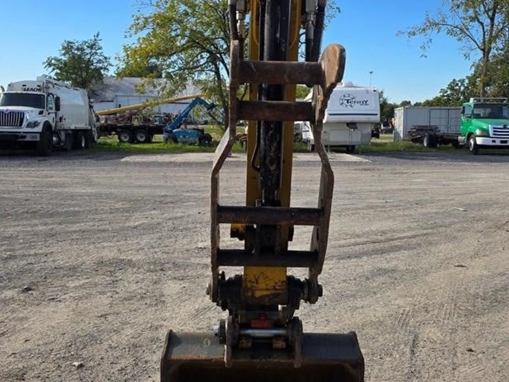 2022-caterpillar-308-cr-image-50