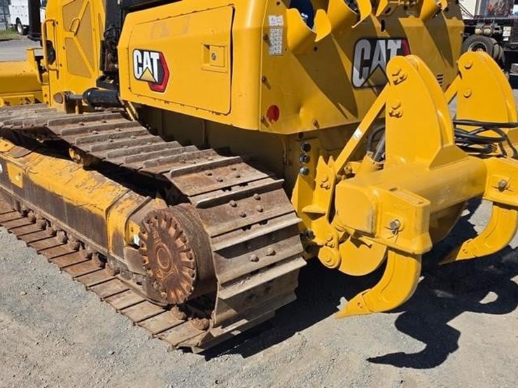 2021-caterpillar-d3-image-24
