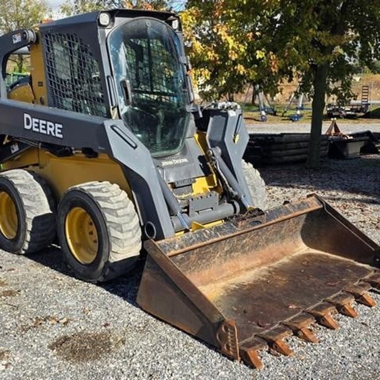 2015 DEERE 326E