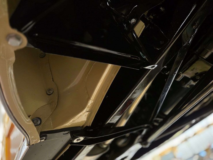 1947-ford-super-deluxe-woody-wagon-image-146
