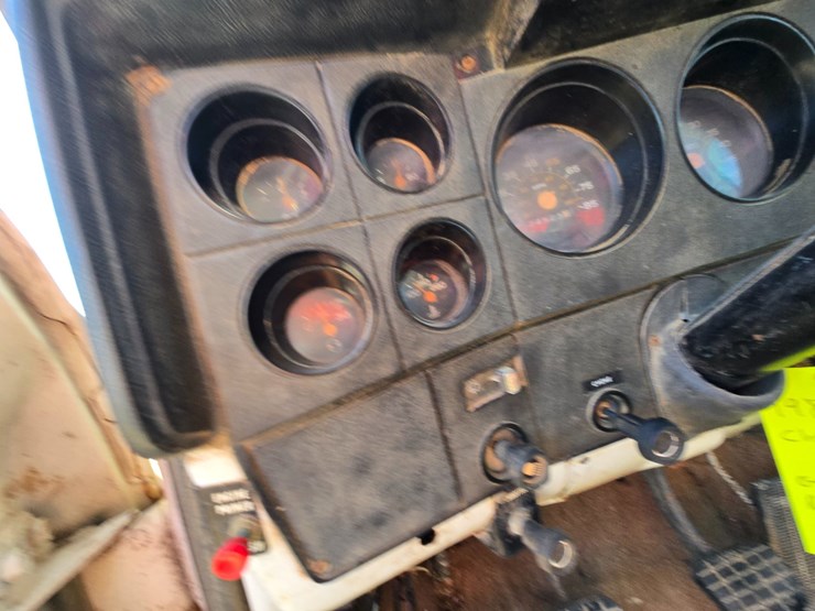 1983-chevrolet-c70-image-41