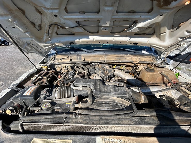 2012-ford-f550-image-11