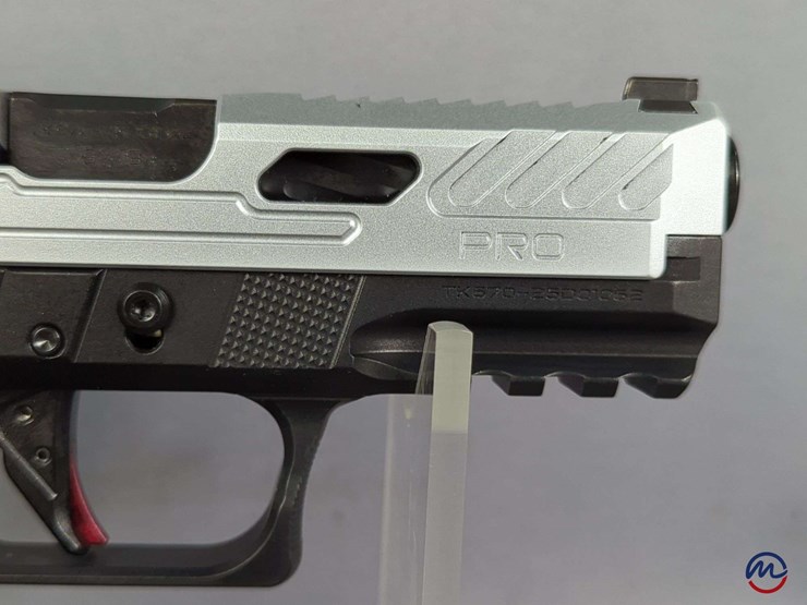 fusion-firearms/-ermo-xf-pro-9x19-pistol-sn#-tk670-25001062,-2-total-mags,-cleaning-kit,-manual,-extra-grips,-with-hard-case,-in-original-box-image-12