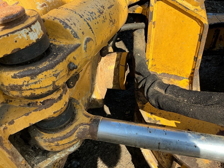 deere-650j-lt-image-21