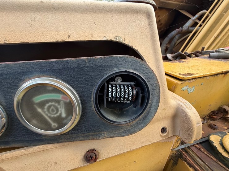 caterpillar-615c-image-12