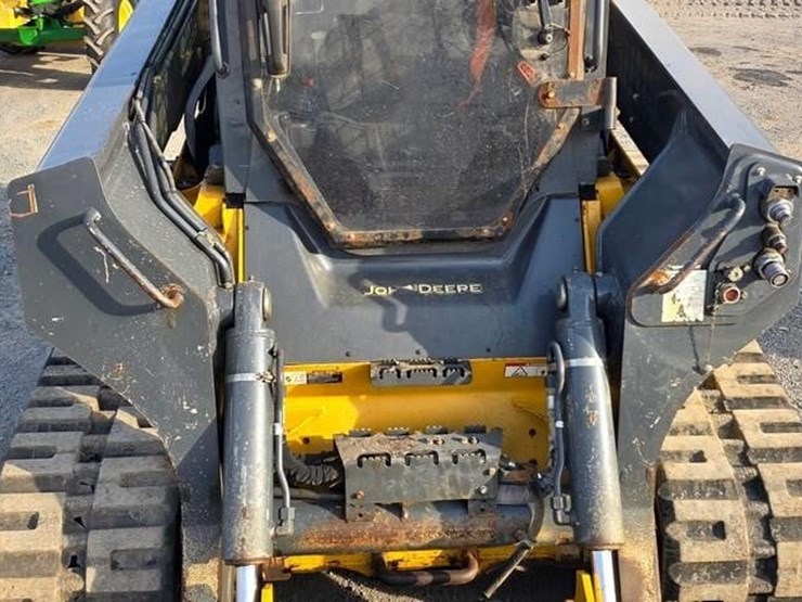 2019-deere-333g-image-38
