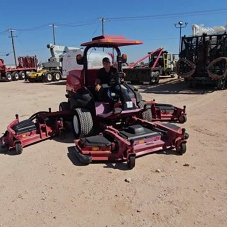 TORO GROUNDSMASTER 5900