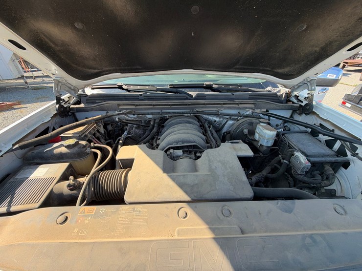 2016-gmc-1500-image-13