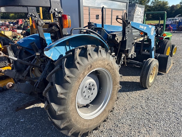 new-holland-65-image-3