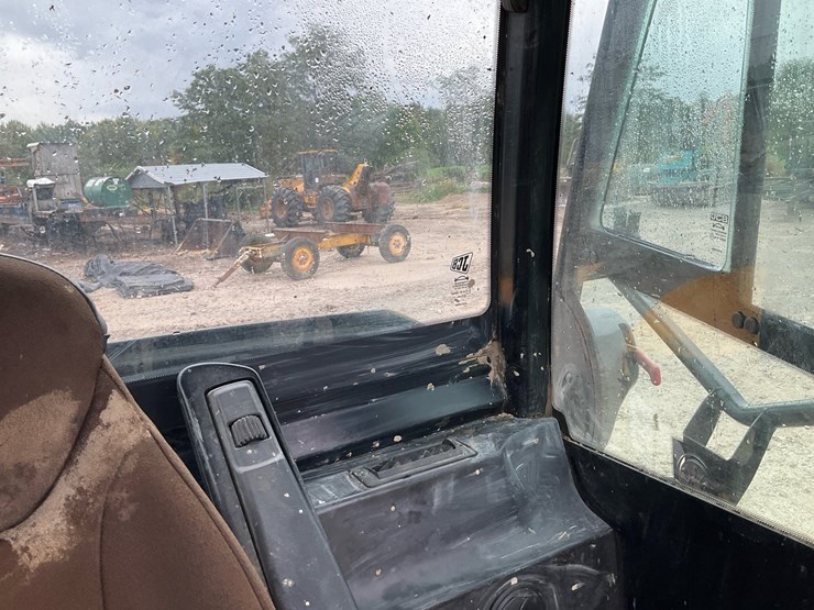 2013-jcb-tm320-image-23