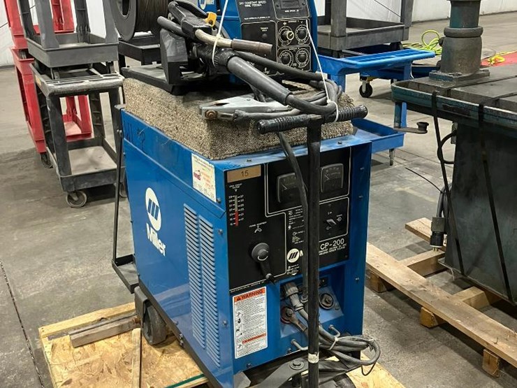 miller-cp-200-portable-welder,-stock#-902930,-s/n-kf835205,-200v/230v/460v-3-phase,-w/-miller-24v-co-image-2