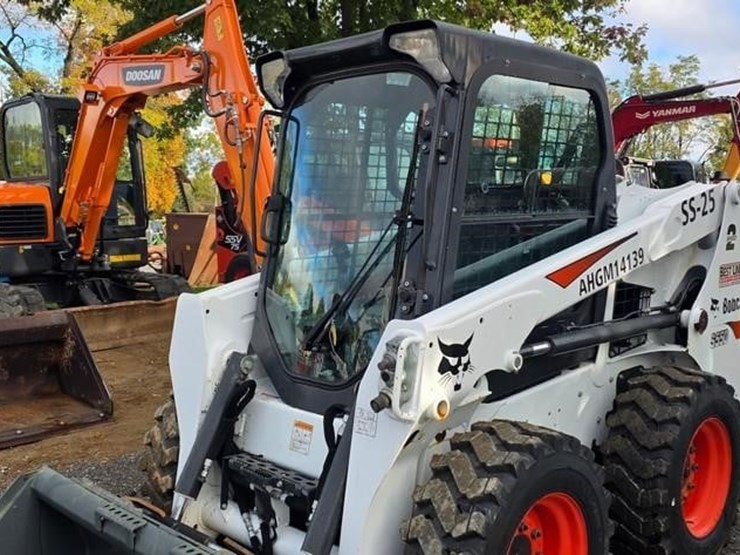 2018-bobcat-s550-image-33