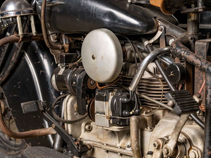 1941-indian-four-sidecar-motorcycle-image-31