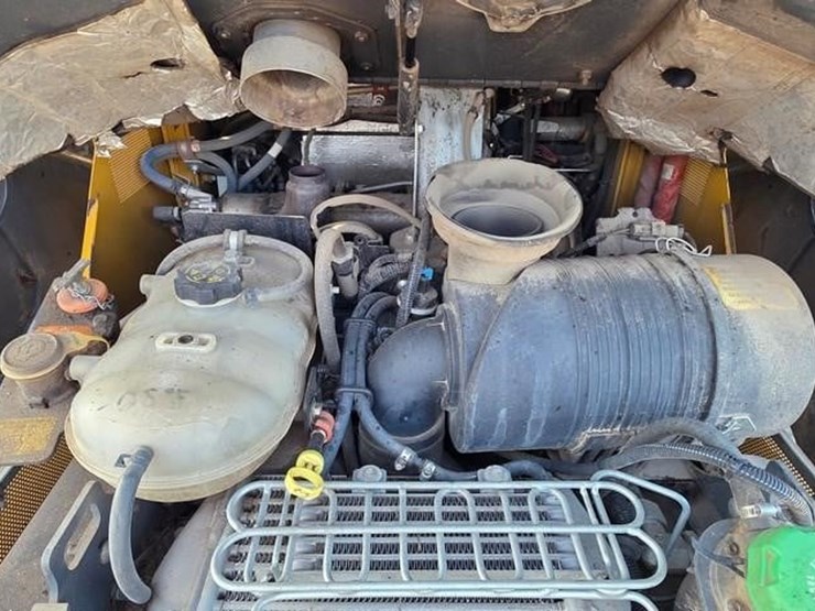 2022-deere-333g-image-41