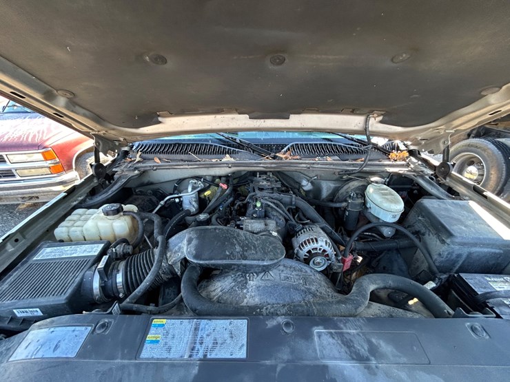 2004-chevrolet-1500-image-14
