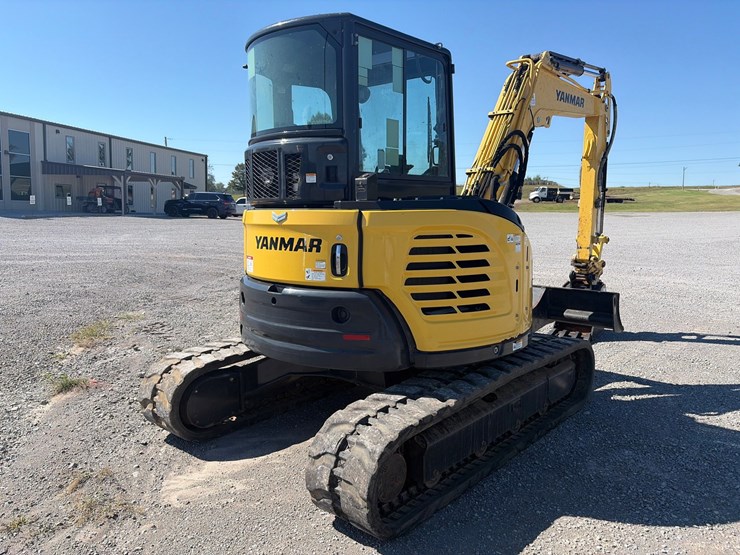 yanmar-vio55-image-15