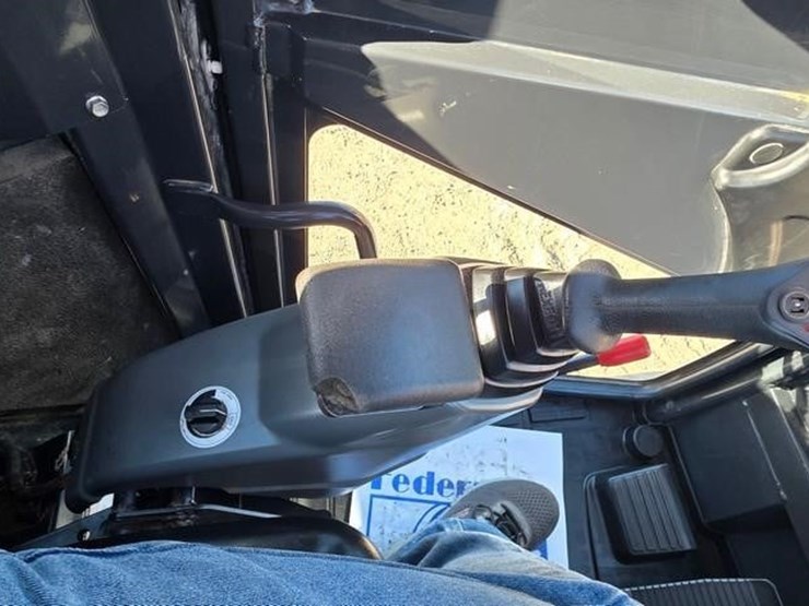 2022-yanmar-sv100-2a-image-66