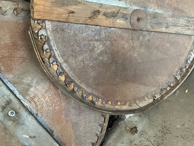 #139-•-56”-circular-saw-blades-image-3
