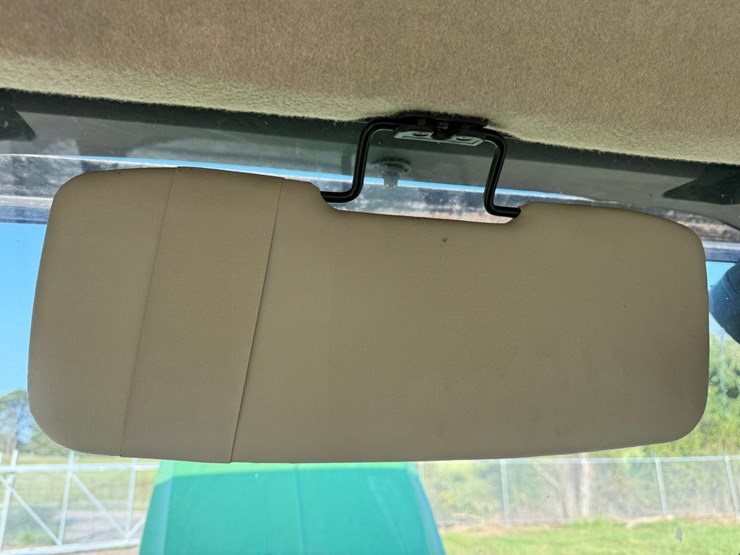 2019-john-deere-5090e-image-82