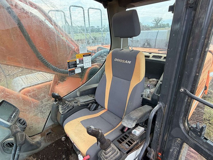 2013-doosan-dx350-lc-3-image-12
