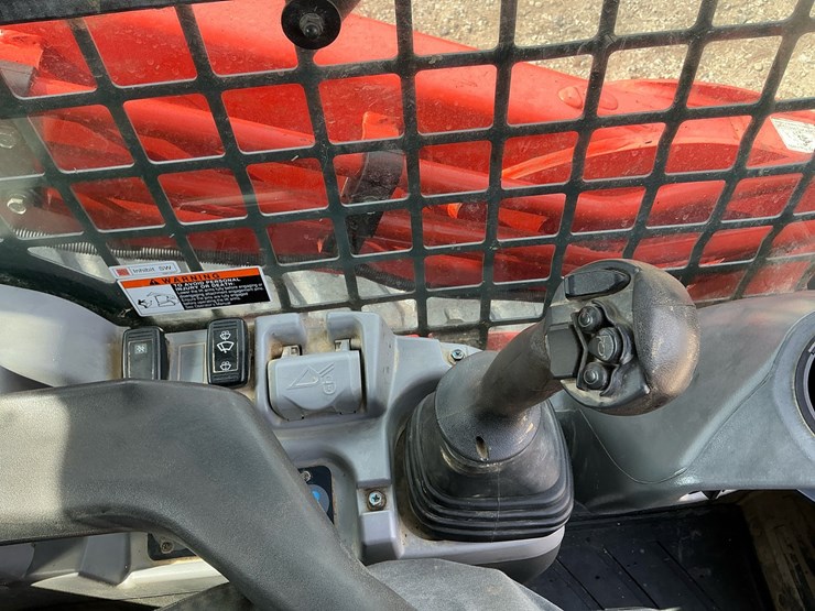 2018-kubota-svl95-2s-image-21