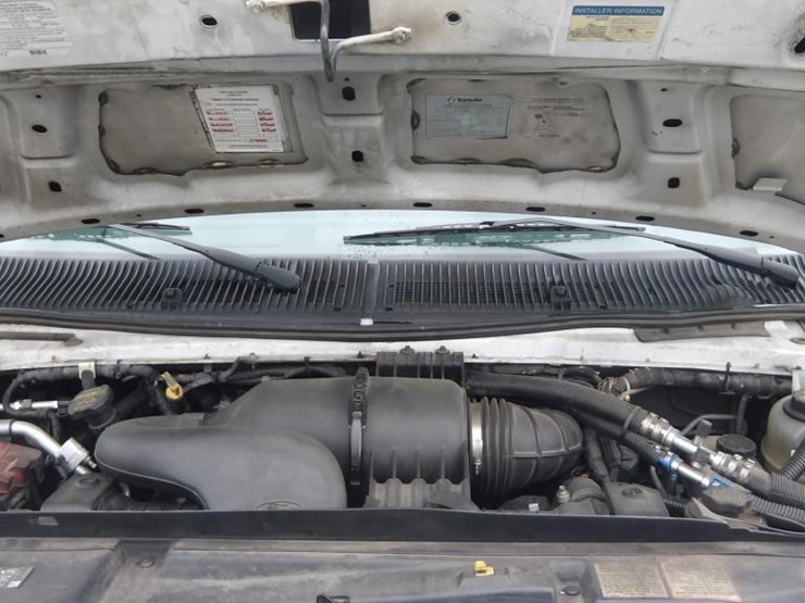 2017-ford-e450-image-10