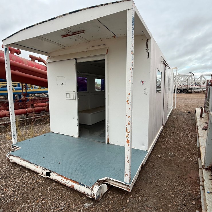 35’L x 10.6’W x 9.4’H DRILLERS TOP DOGHOUSE