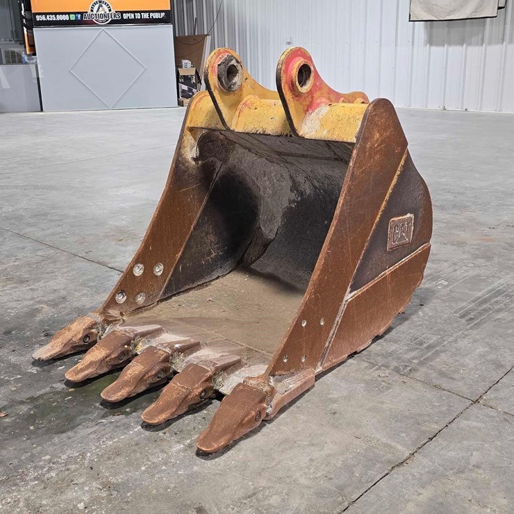 2021 CATERPILLAR 42 INCH SEVERE DUTY BUCKET
