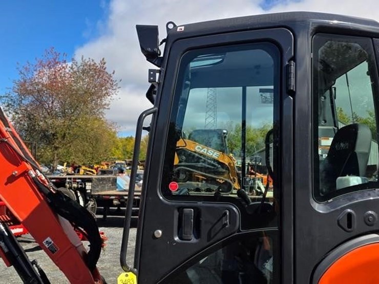 2025-kubota-kx033-4-image-16