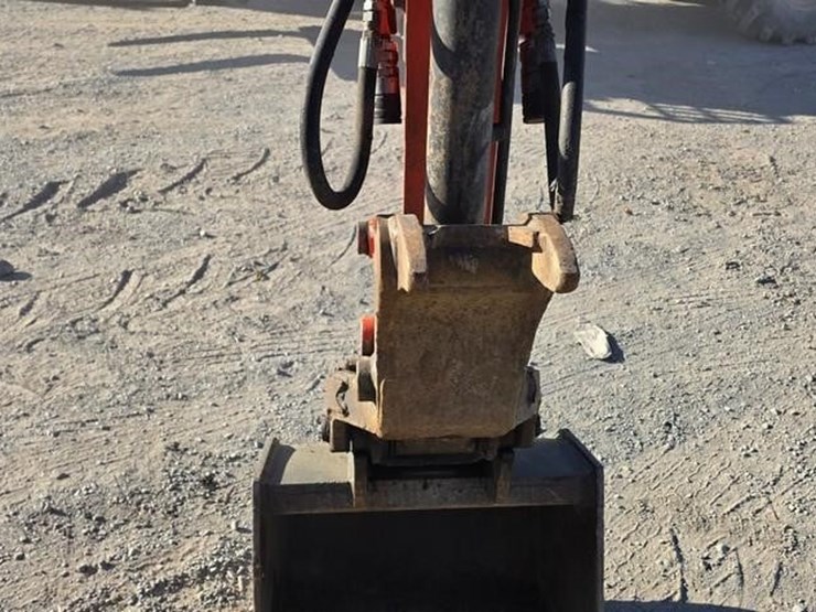 2017-kubota-kx040-4-image-40
