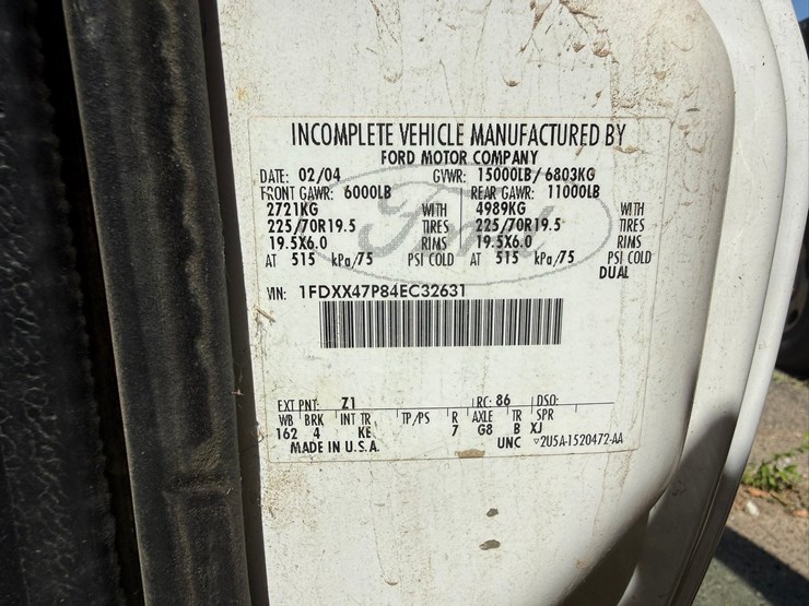 2004-ford-f450-image-74