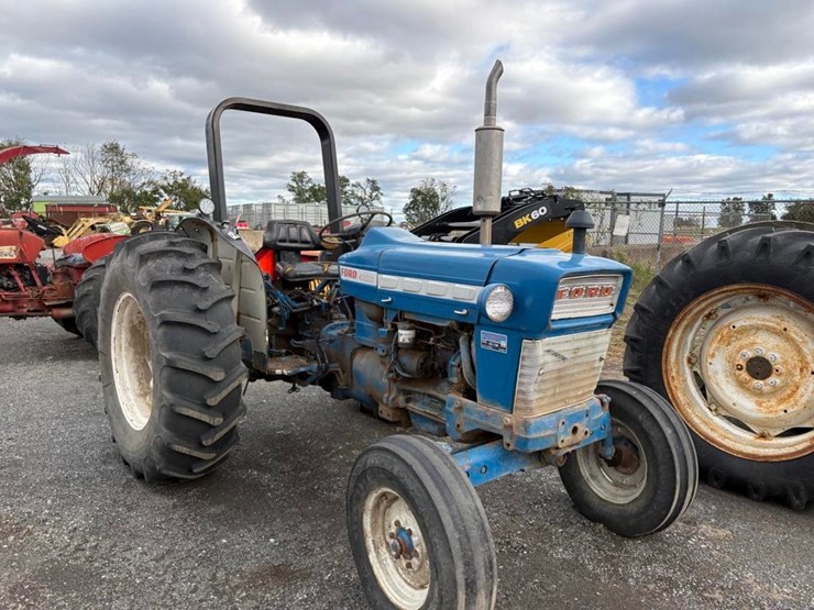 ford-4000-image-2