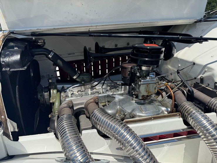 1936-auburn-852-supercharged-boattail-speedster-image-45