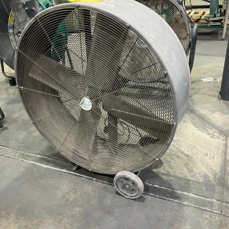 VENTAMATIC 36" BARREL FAN