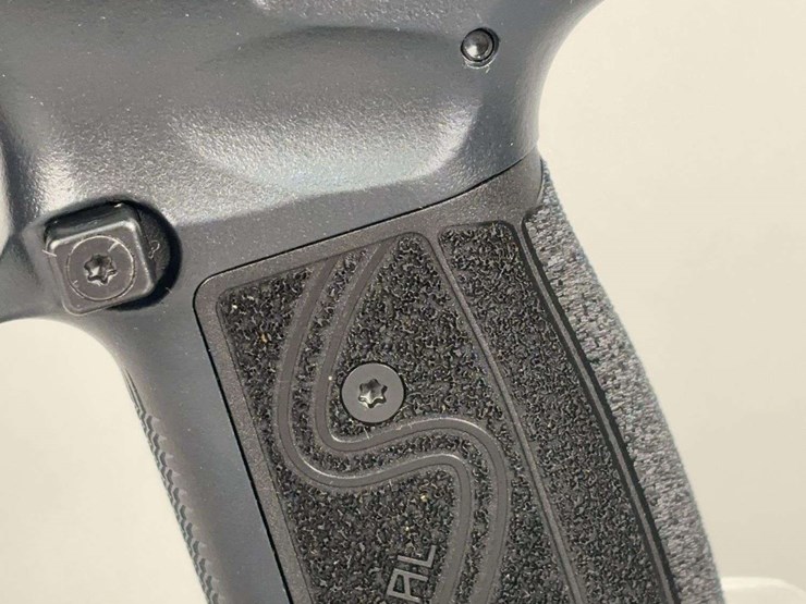canik/-century-arms-sfx-rival-s-9x19-pistol-sn#-t6472-25-cs-11502,-2-total-mags,-extra-grips,-manual,-in-original-hard-case-image-5