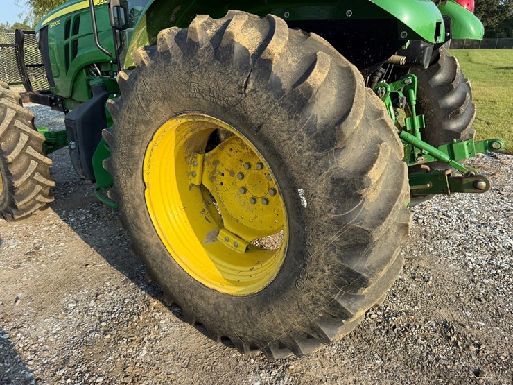 2019-john-deere-5090e-image-5