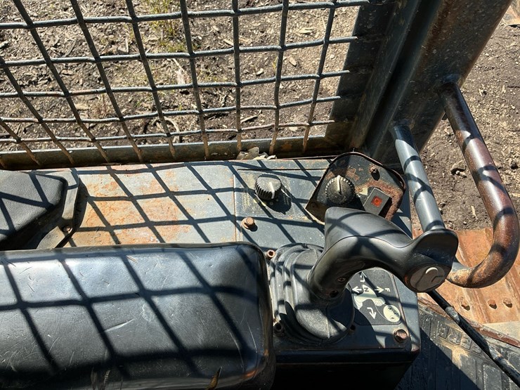 deere-650j-lt-image-16