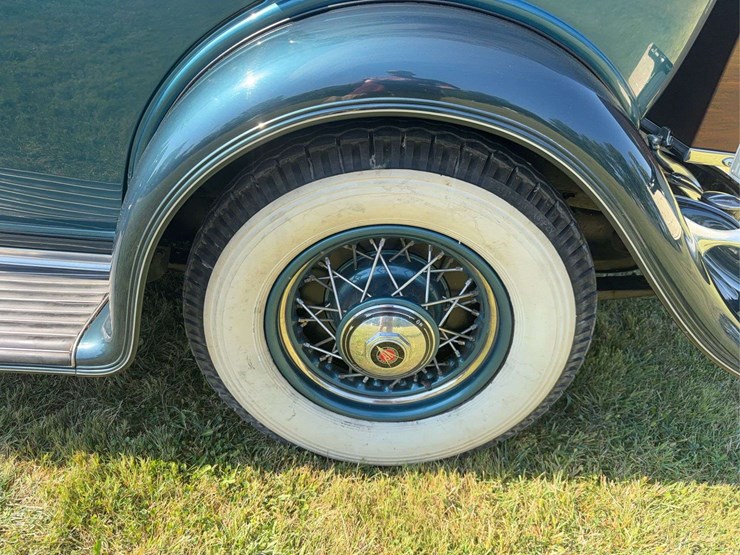 1932-cadillac-v-16-fleetwood-image-139